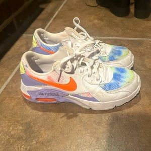 Nike Women Purple pulse tie-dye!